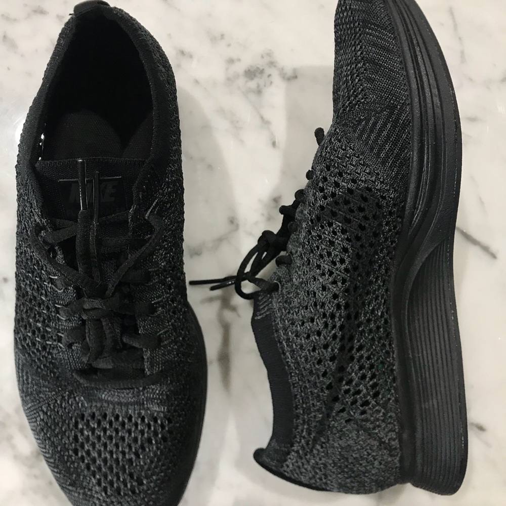 Nike Flyknit Racer